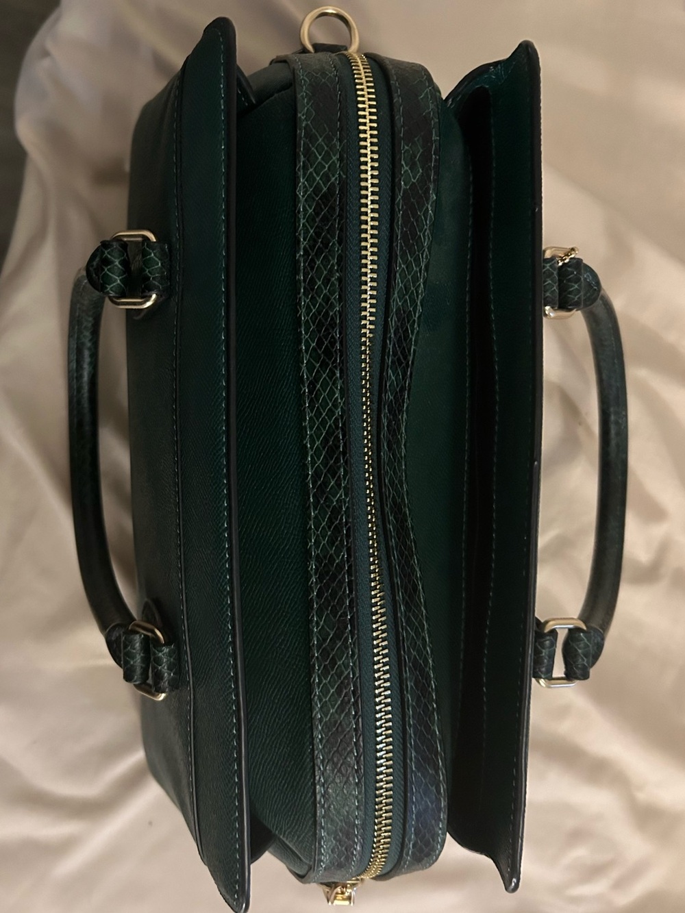 COACH Darcie Carryall Green Leather Satchel with Gold Hardware - Picture 4 of 7